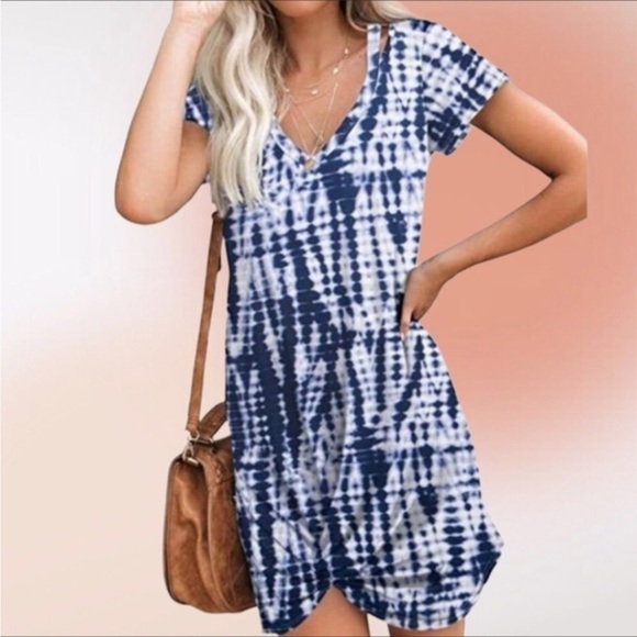 BERRYOU Blue Tie Dye Front Knot Dress‎ Med NWT - Picture 1 of 15